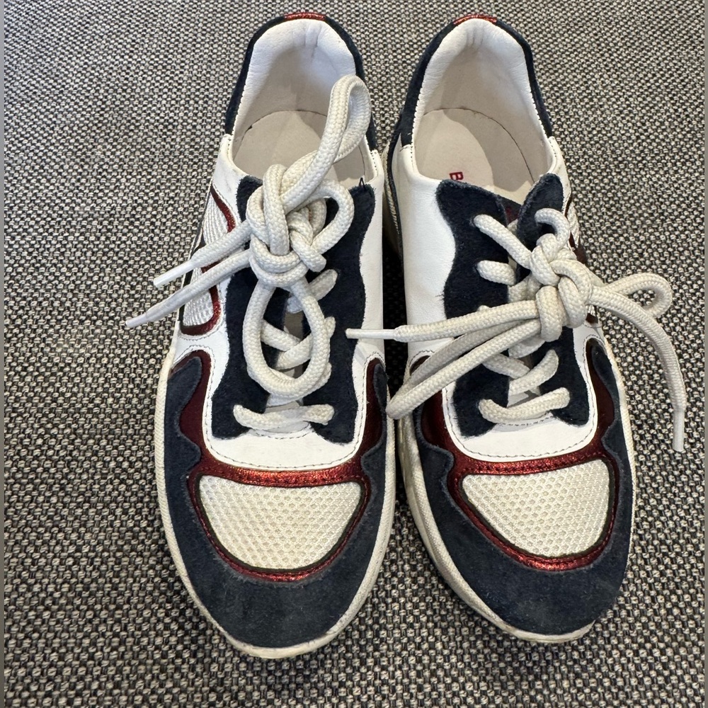 Pre owned Balmain sneakers boys 31 European
